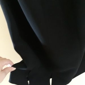 Le Suit cut hem skirt